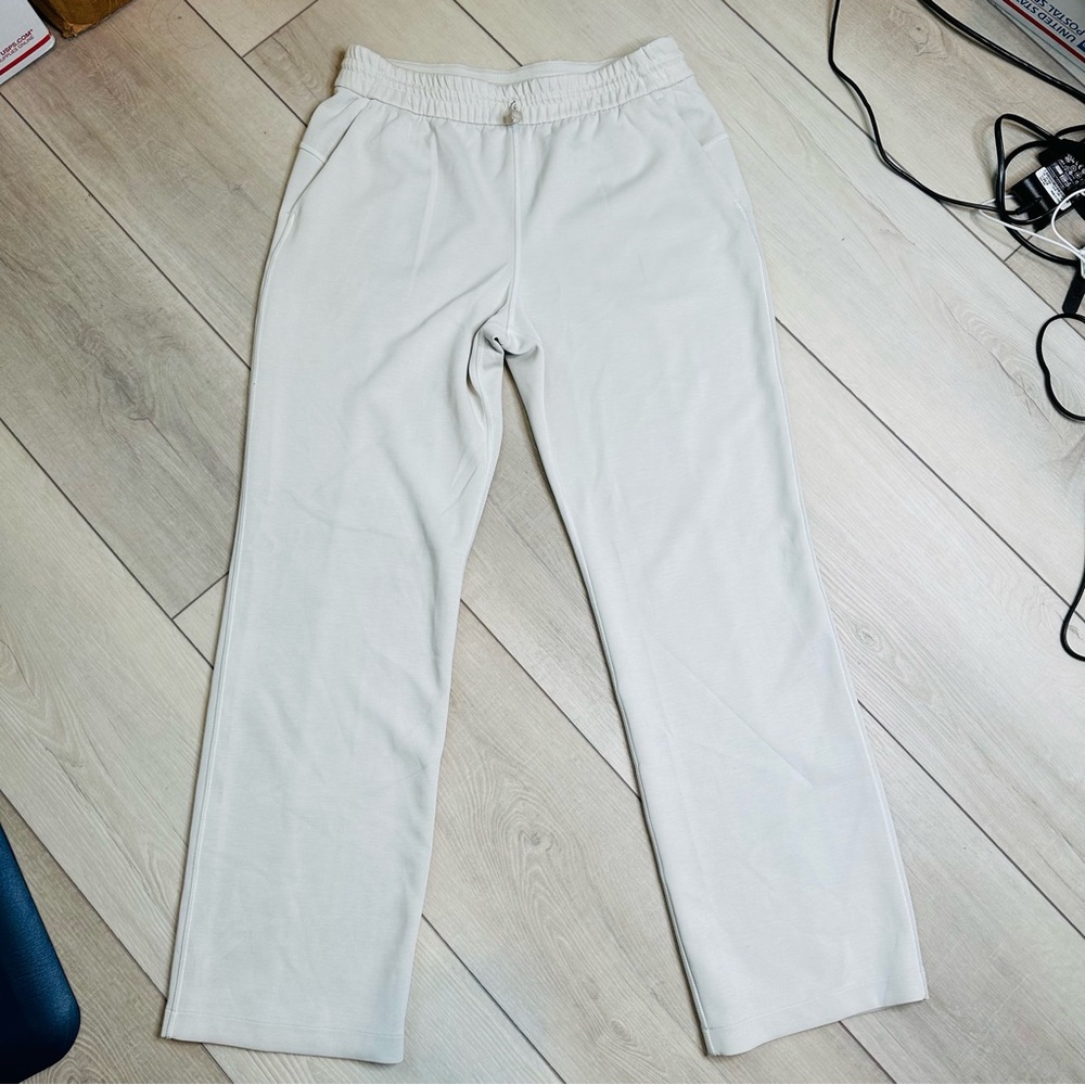 Women’s Cream Pants